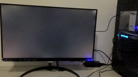 IPS light leakage.png